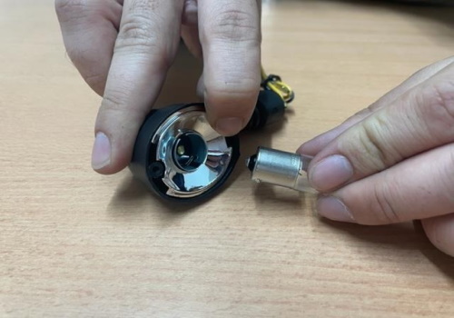 Bombilla intermitente o luz de moto BA15S